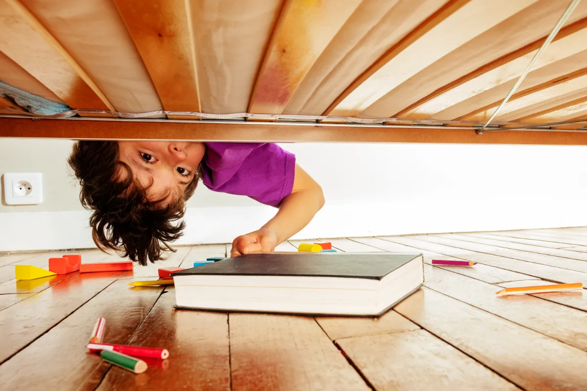 Comment intégrer un coin lecture cosy pour votre petit.