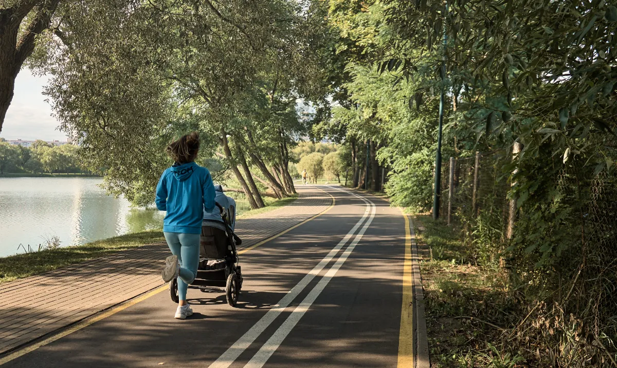 Poussettes adaptées aux parents sportifs : fonctionnalités à considérer.