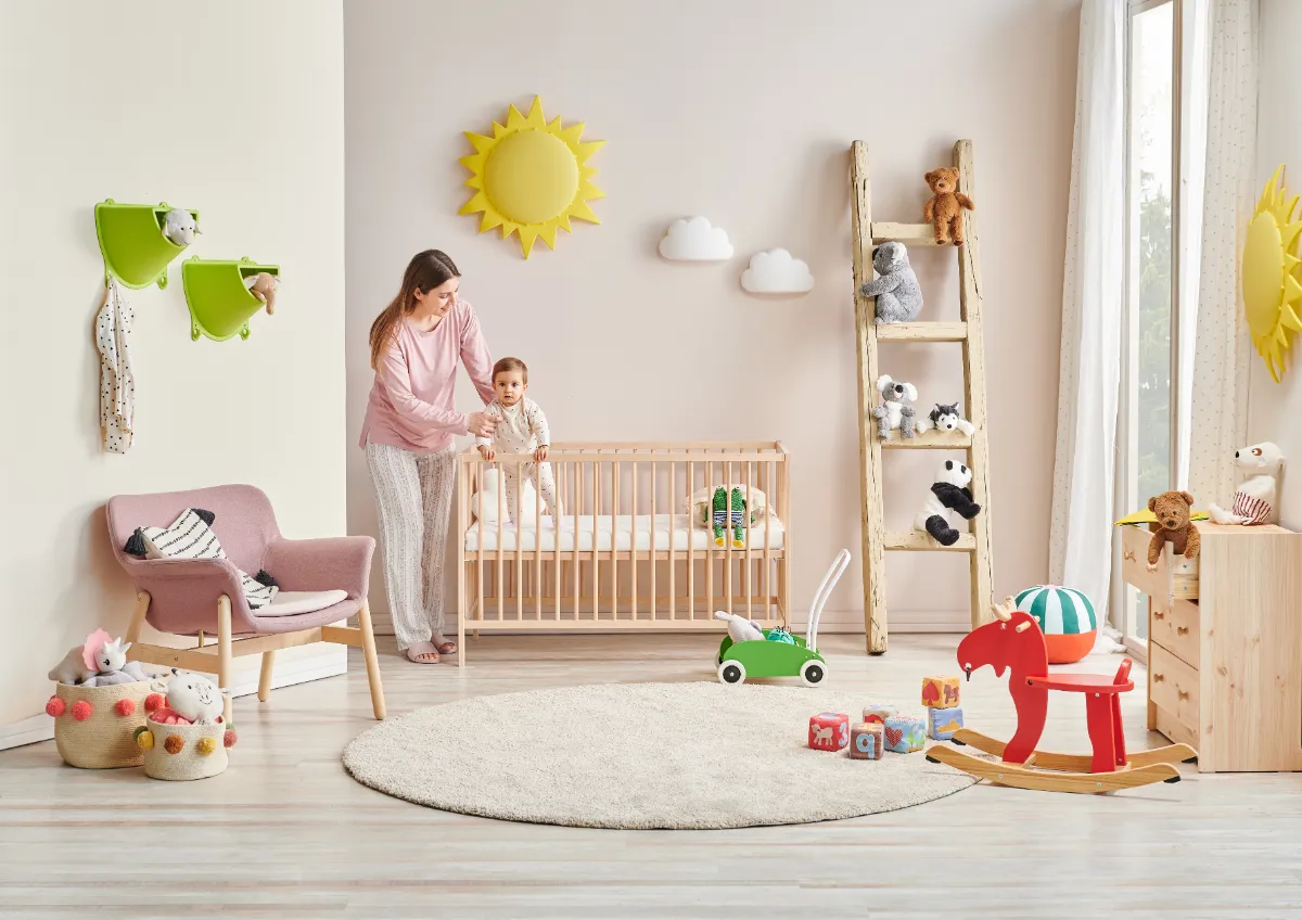 Comment transformer la chambre de bébé en chambre de petit enfant.